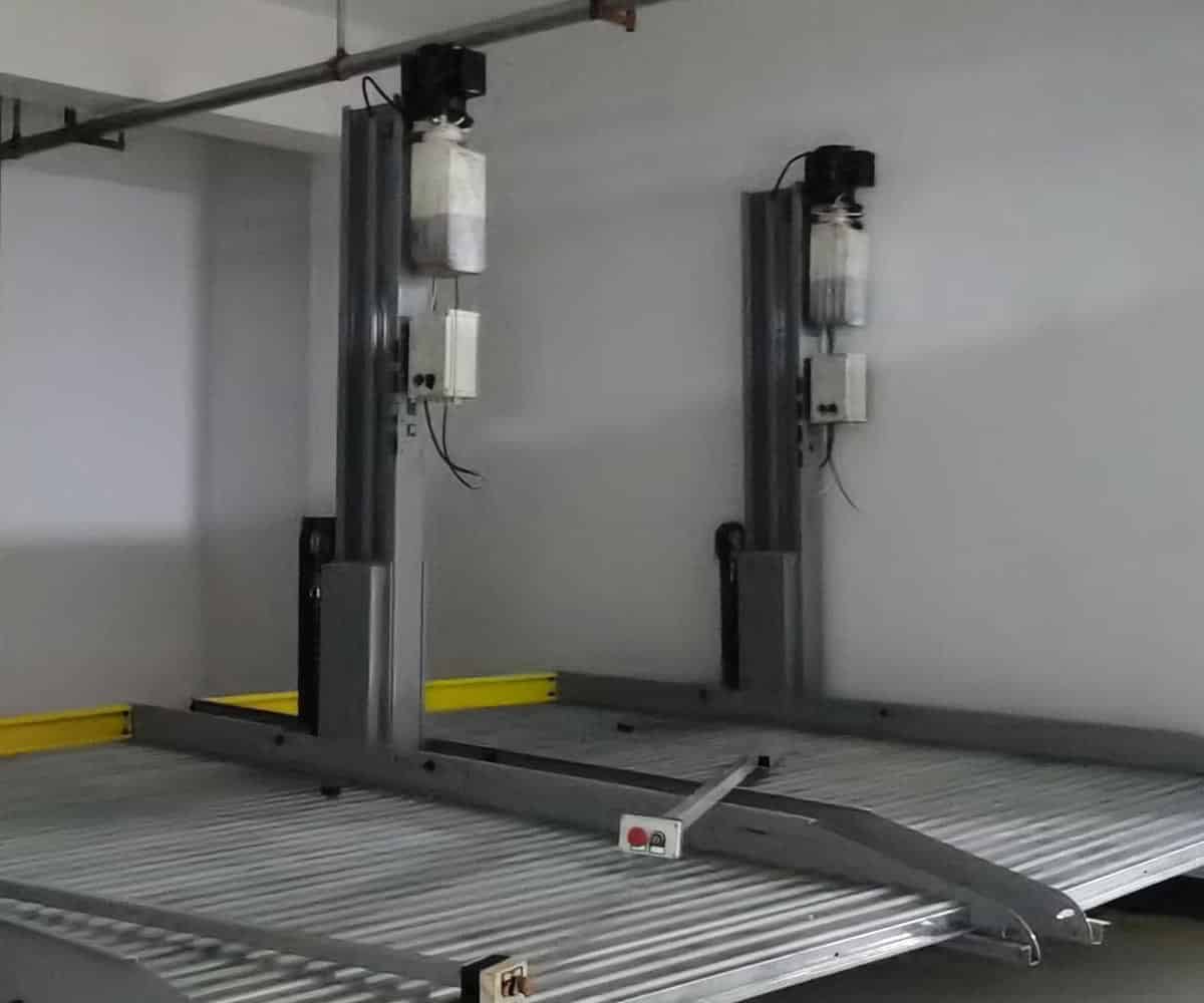 兩層停車立體車庫(kù)短租